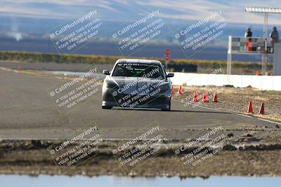 media/Nov-16-2025-CalClub SCCA (Sun) [[2975c16dfc]]/Group 6/Turn 1/